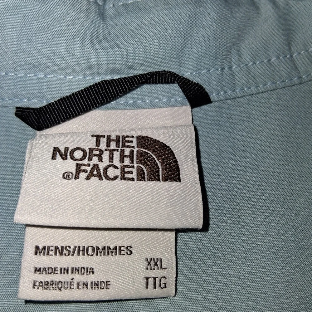 The North Face Men's XL Short Sleeve Button Down Shirt Teal Hiking Outdoor